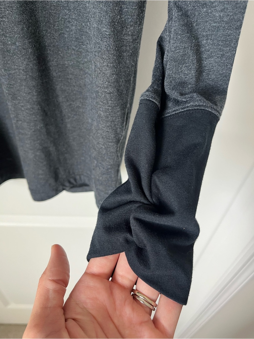 Women’s | PUMA | Hooded Pullover - Picture 5 of 6